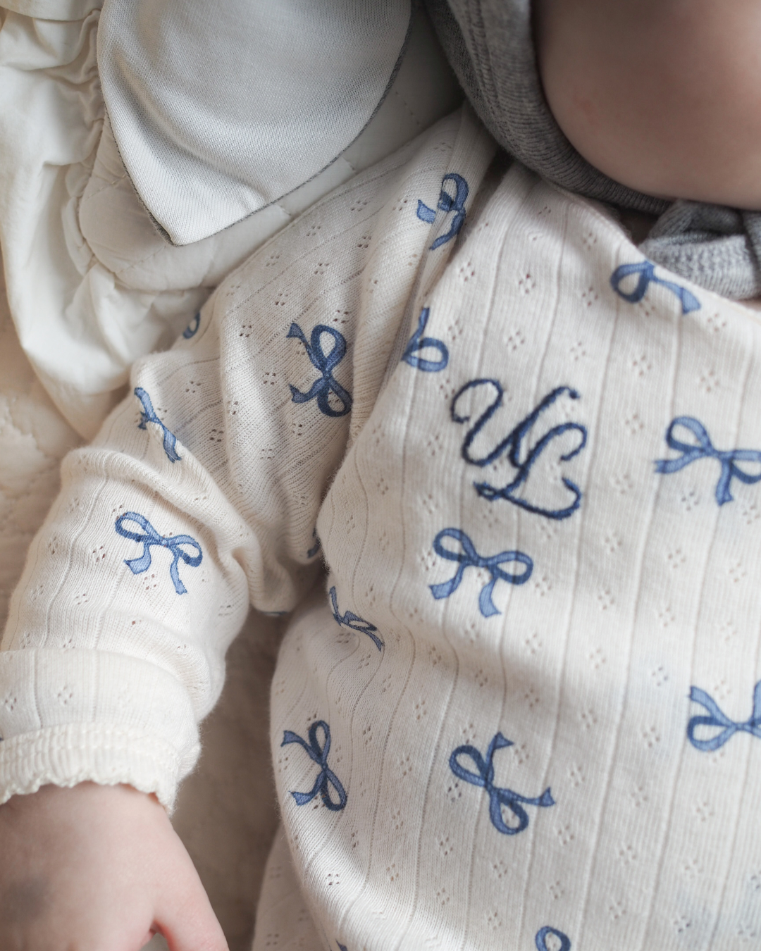 【新作】UL ORIGINAL：リボンロンパース(長袖)