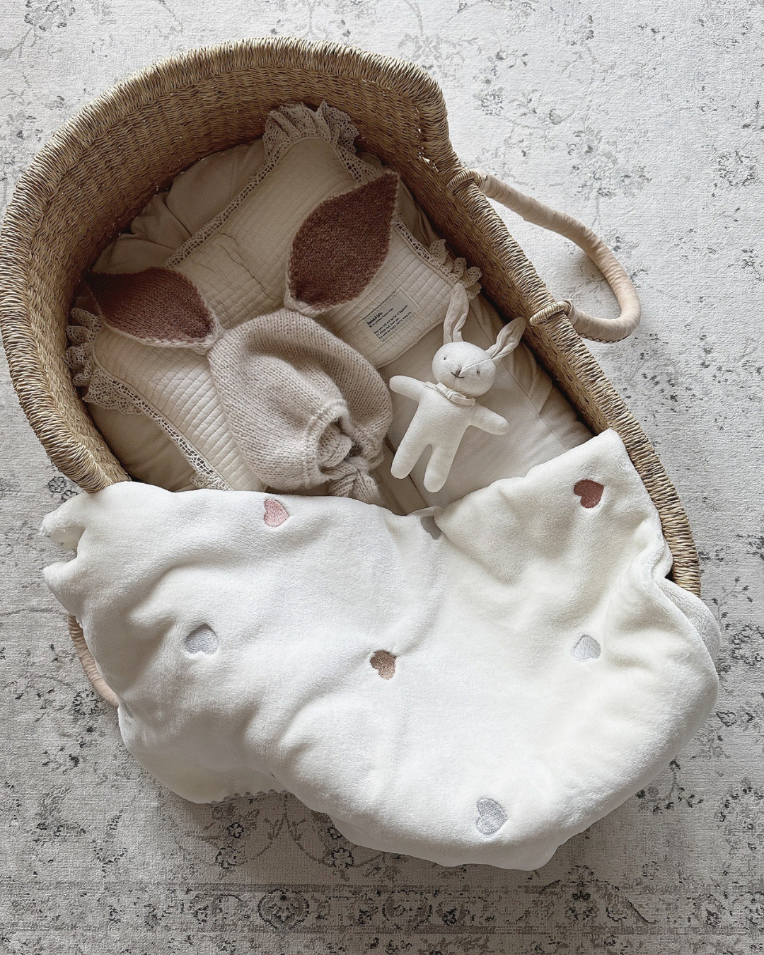 《 新作 28日(金) am10:00販売 》セット：ribbon bag × heart blanket set