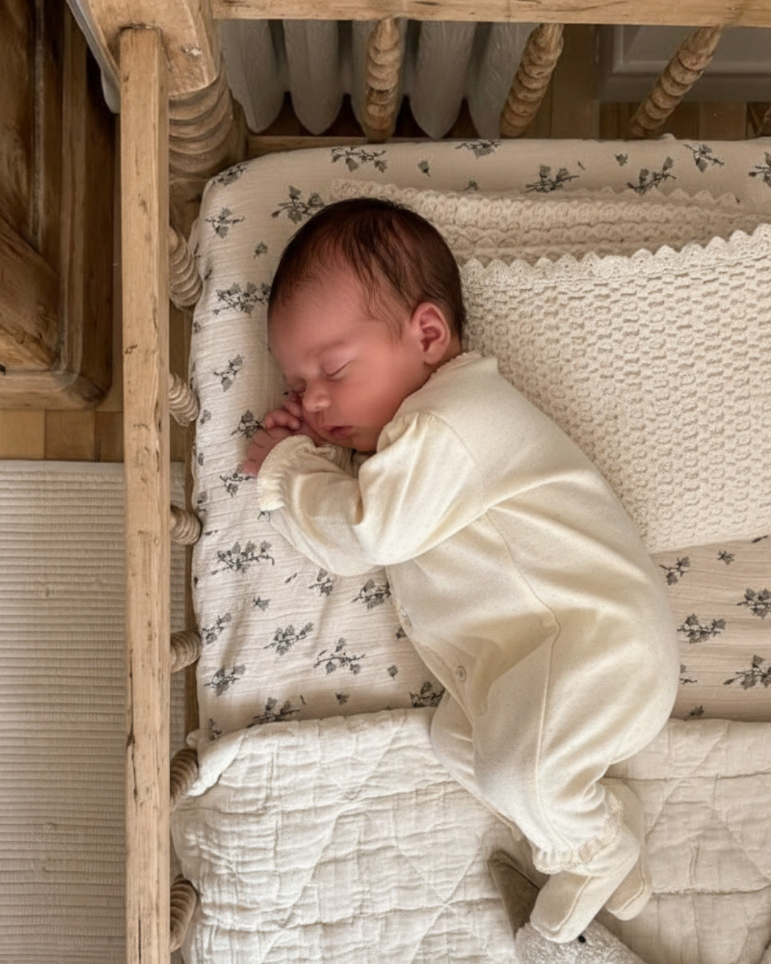 UL ORIGINAL：ニューボーンフリルカバーオール