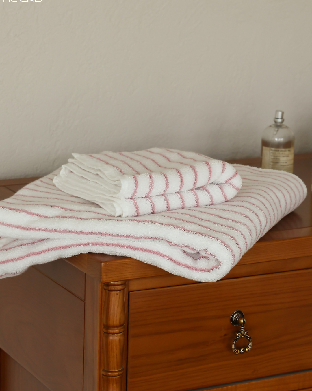 【予約  5/15(金) am10:00販売】 UL  original face towel