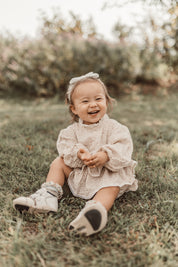 フラワーフリルロンパース