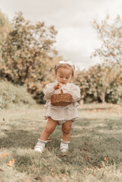 フラワーフリルロンパース