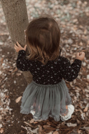 ベビーフラワーロンパース