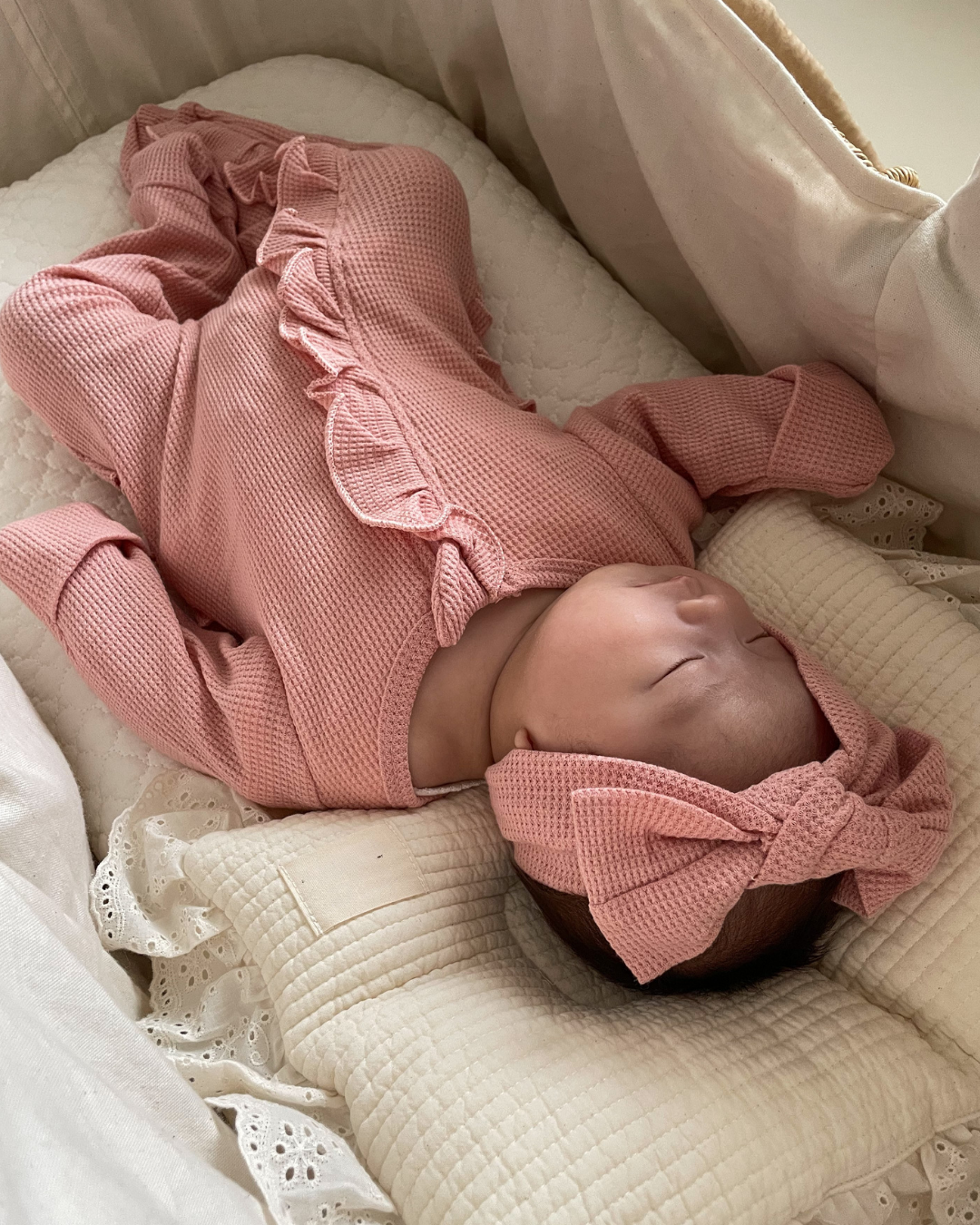 ニューボーンフリルカバーオール