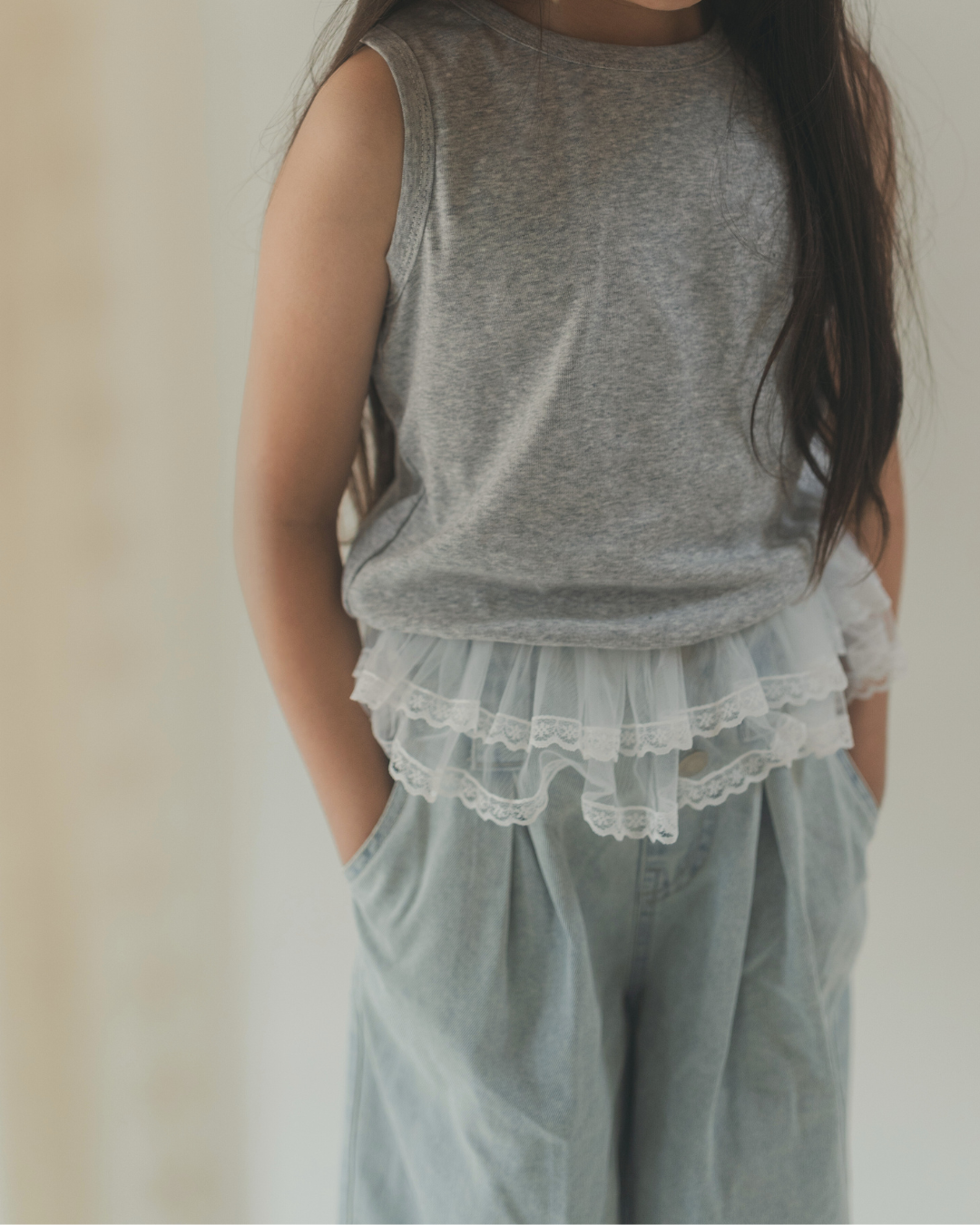 【SALE】チュールフリルノースリーブトップス