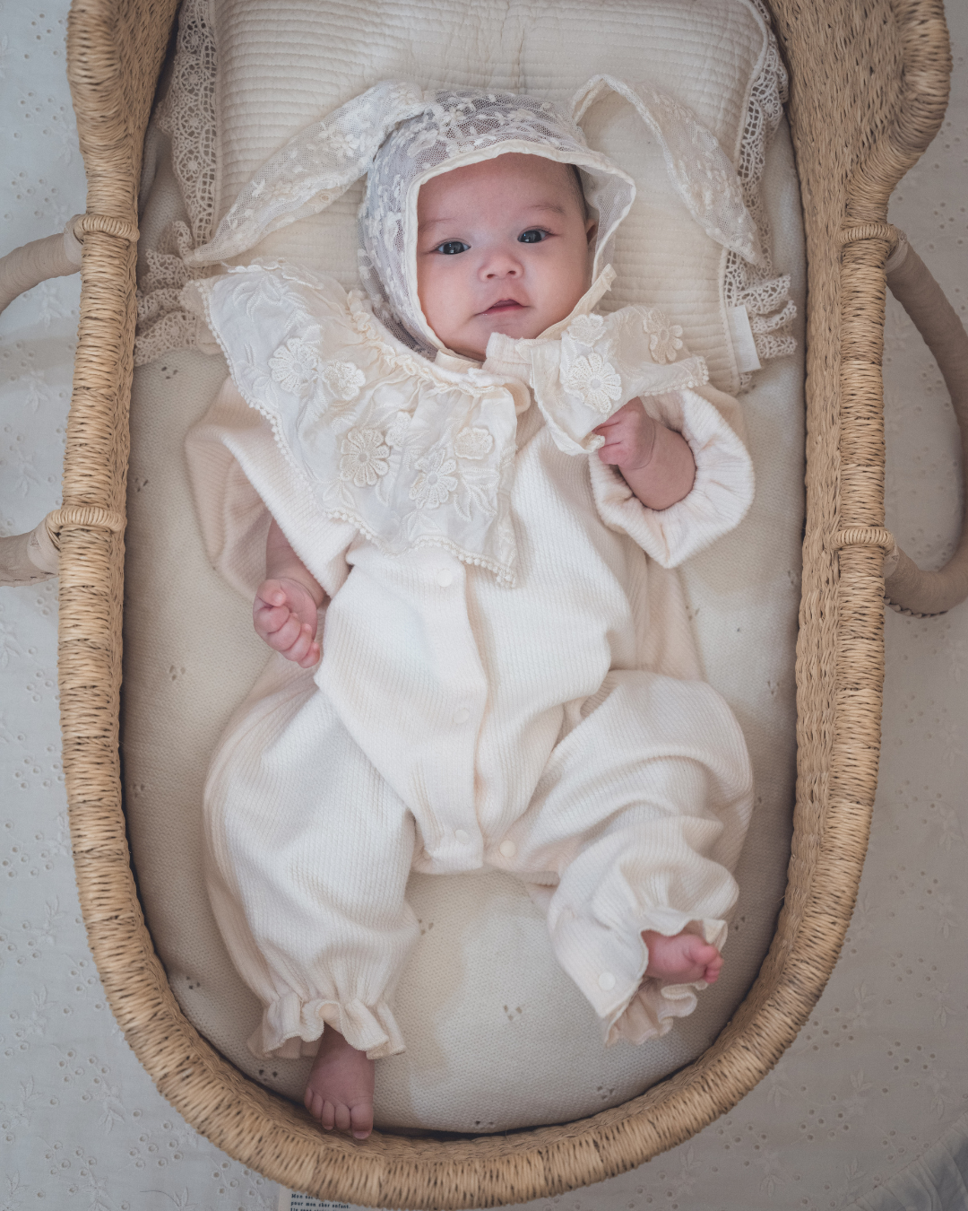 《 再販 28日(金) am10:00販売 》襟レースカバーオール