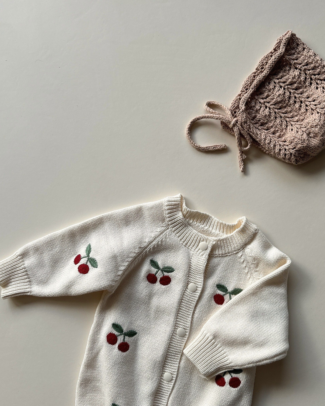 【新作】チェリーニットカバーオール