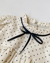 【新作】プチドットフリルロンパース