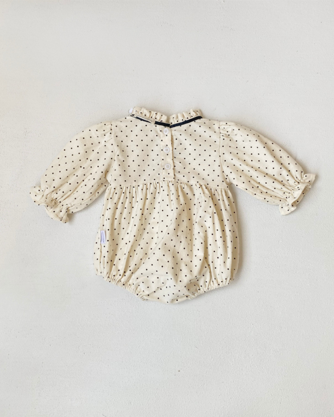 【新作】プチドットフリルロンパース