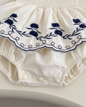 【新作 7/3(金) 10:00販売】フラワー刺繍スモッキングロンパース