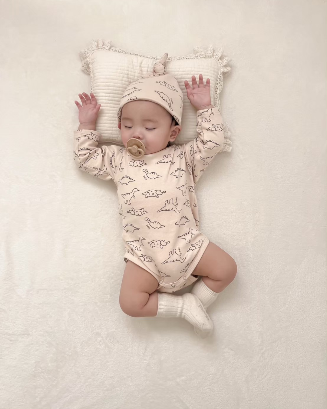 UL ORIGINAL：きょうりゅうロンパース