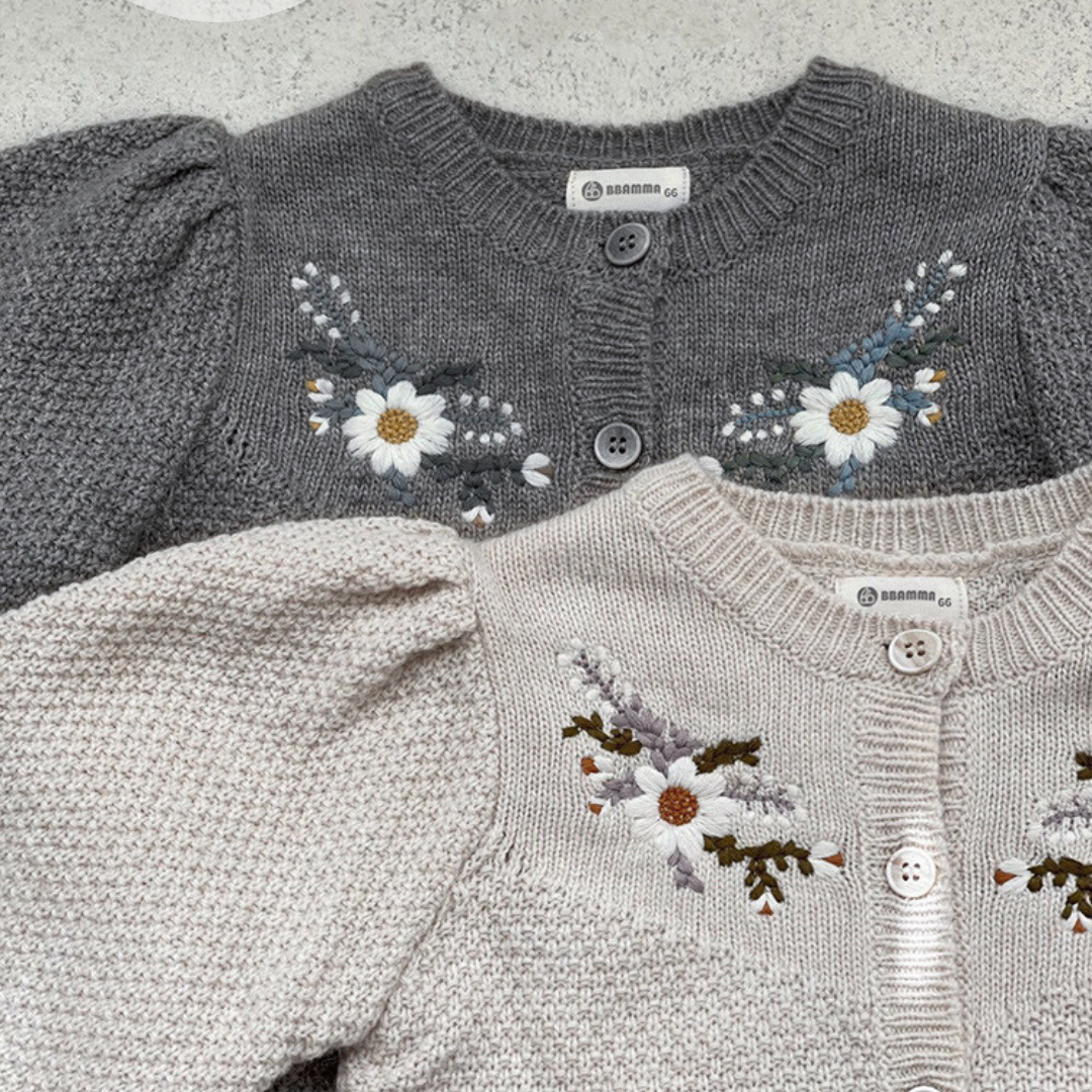 フラワー刺繍カーディガン