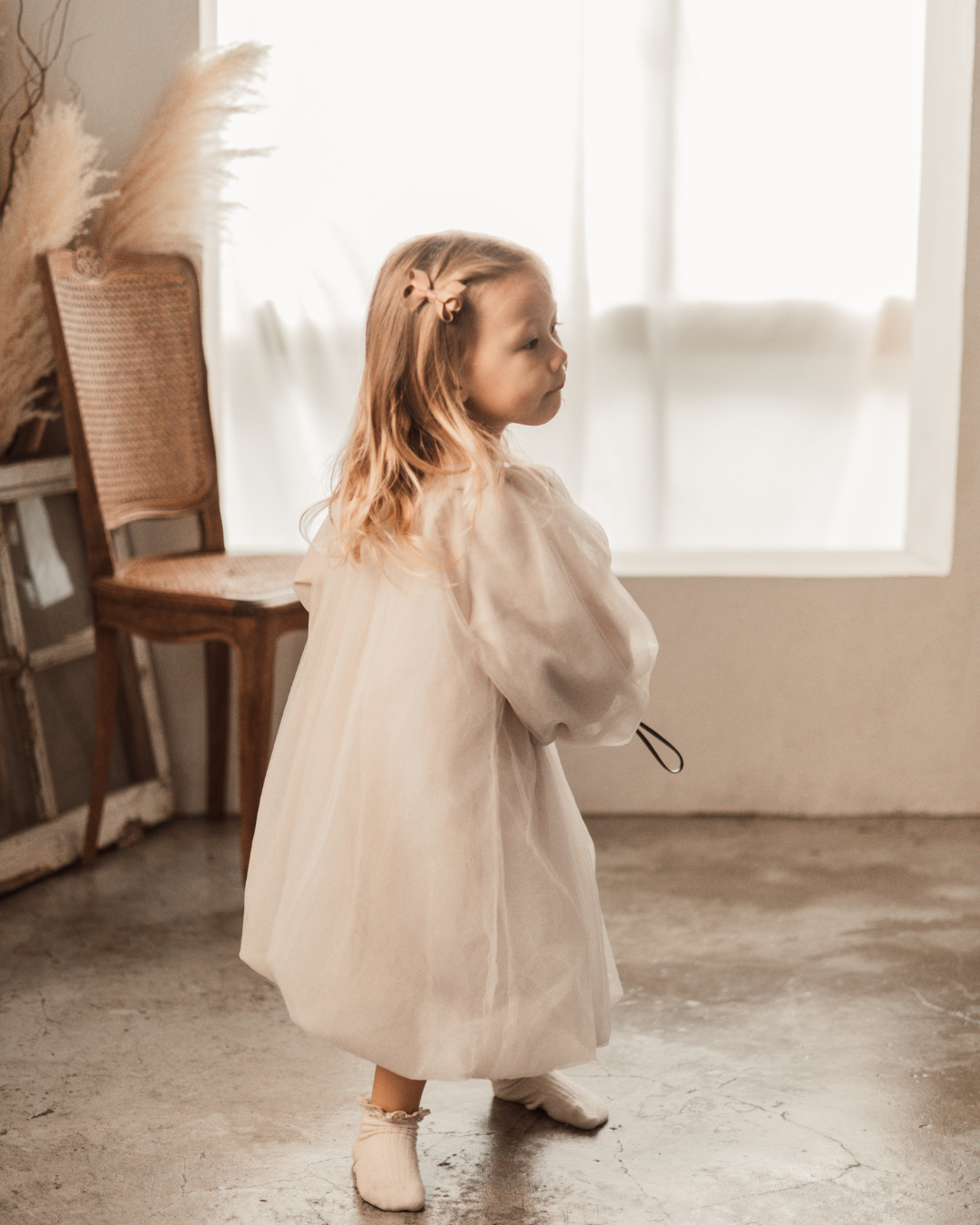 バルーンチュールドレス