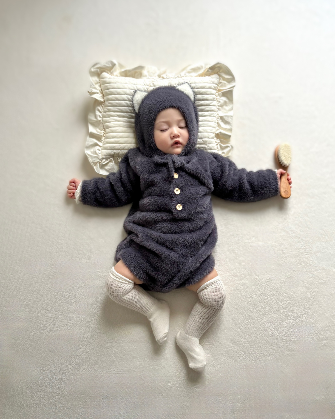 UL ORIGINAL：ふわネコロンパース