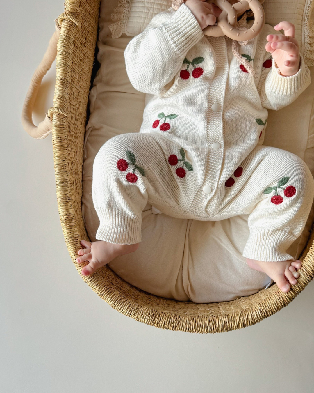 【新作】チェリーニットカバーオール