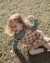 フリルネックベーシックトップス