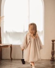 バルーンチュールドレス