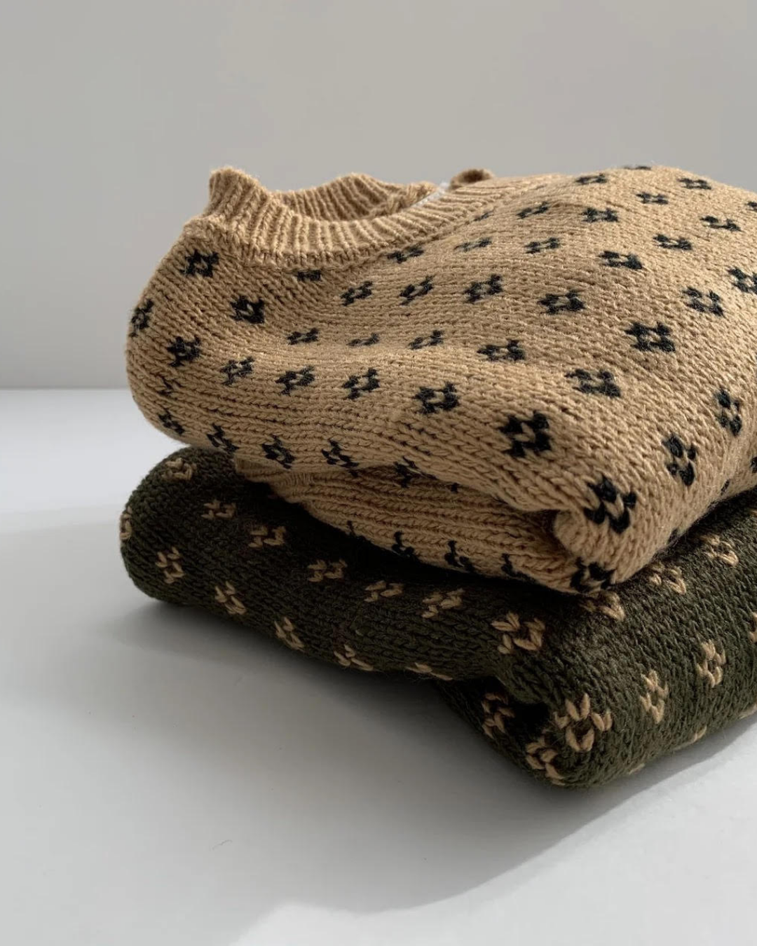 【新作 7日(金) 10:00 販売】レトロニット