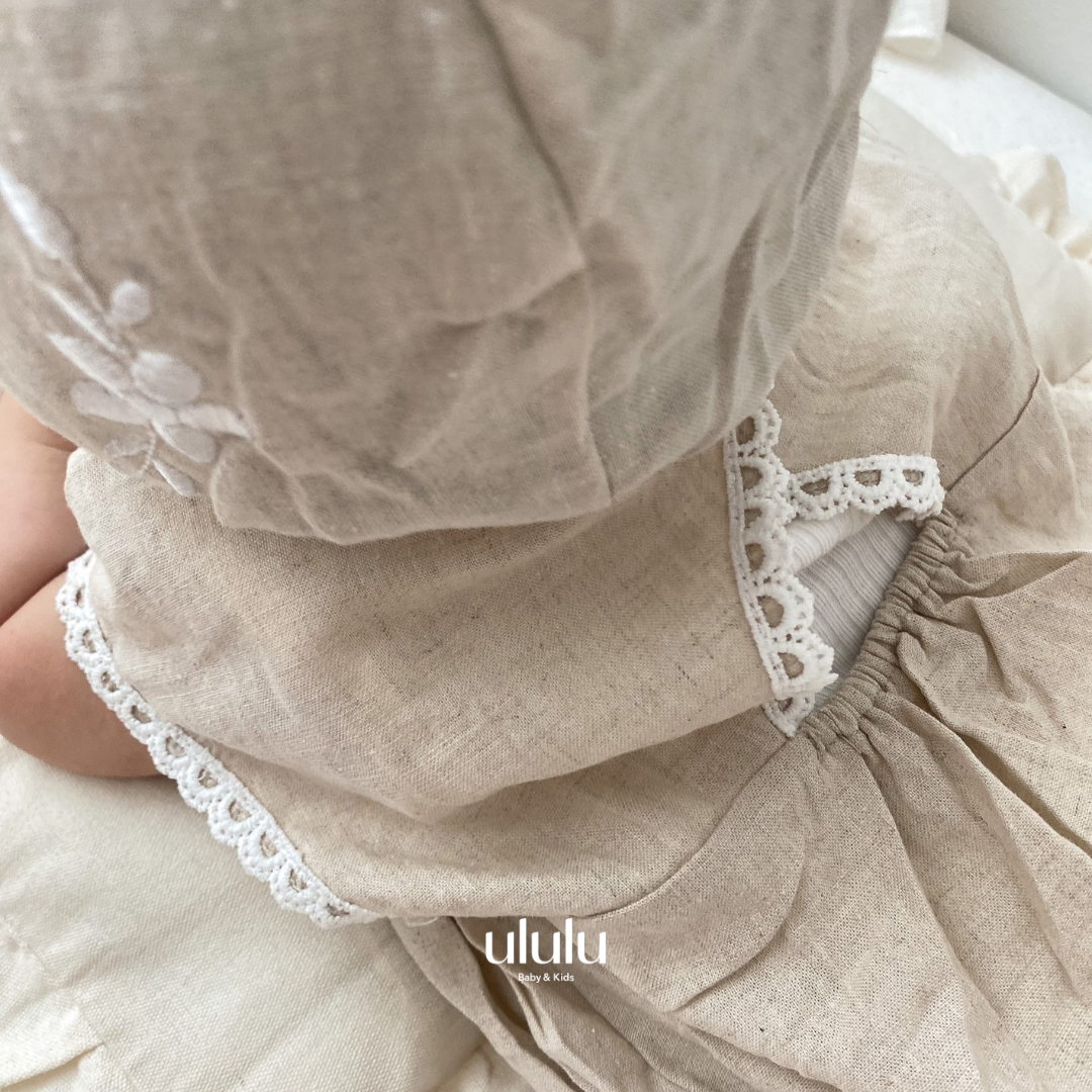 【新作】embroidery rompers
