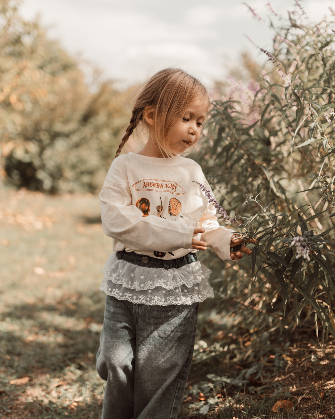 レースヘムデニムパンツ