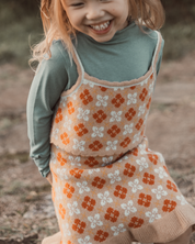 フリルネックベーシックトップス