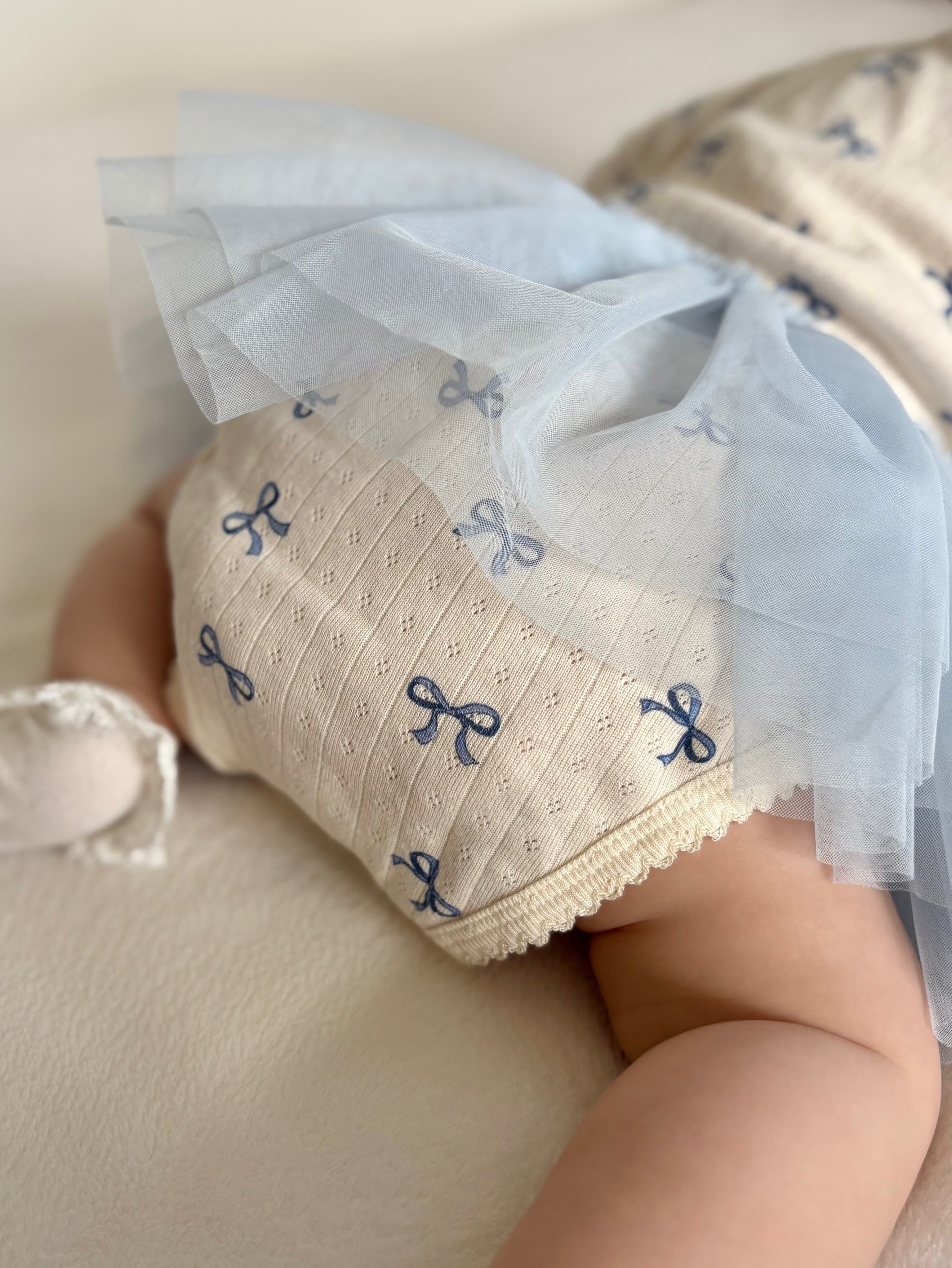 チュールスカートロンパース