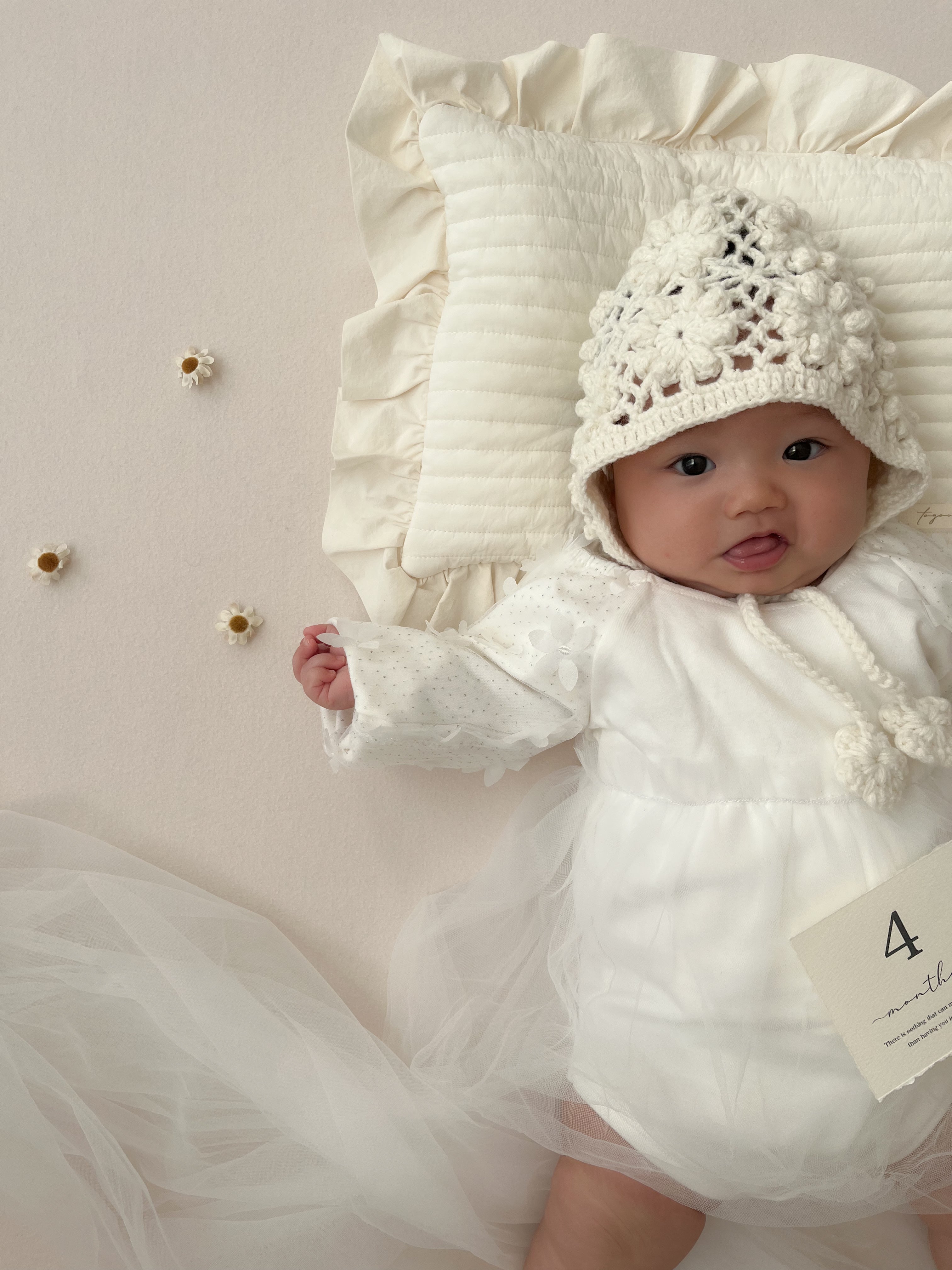 【新作 6日(金) 10:00販売】フラワーチュールドレスロンパース