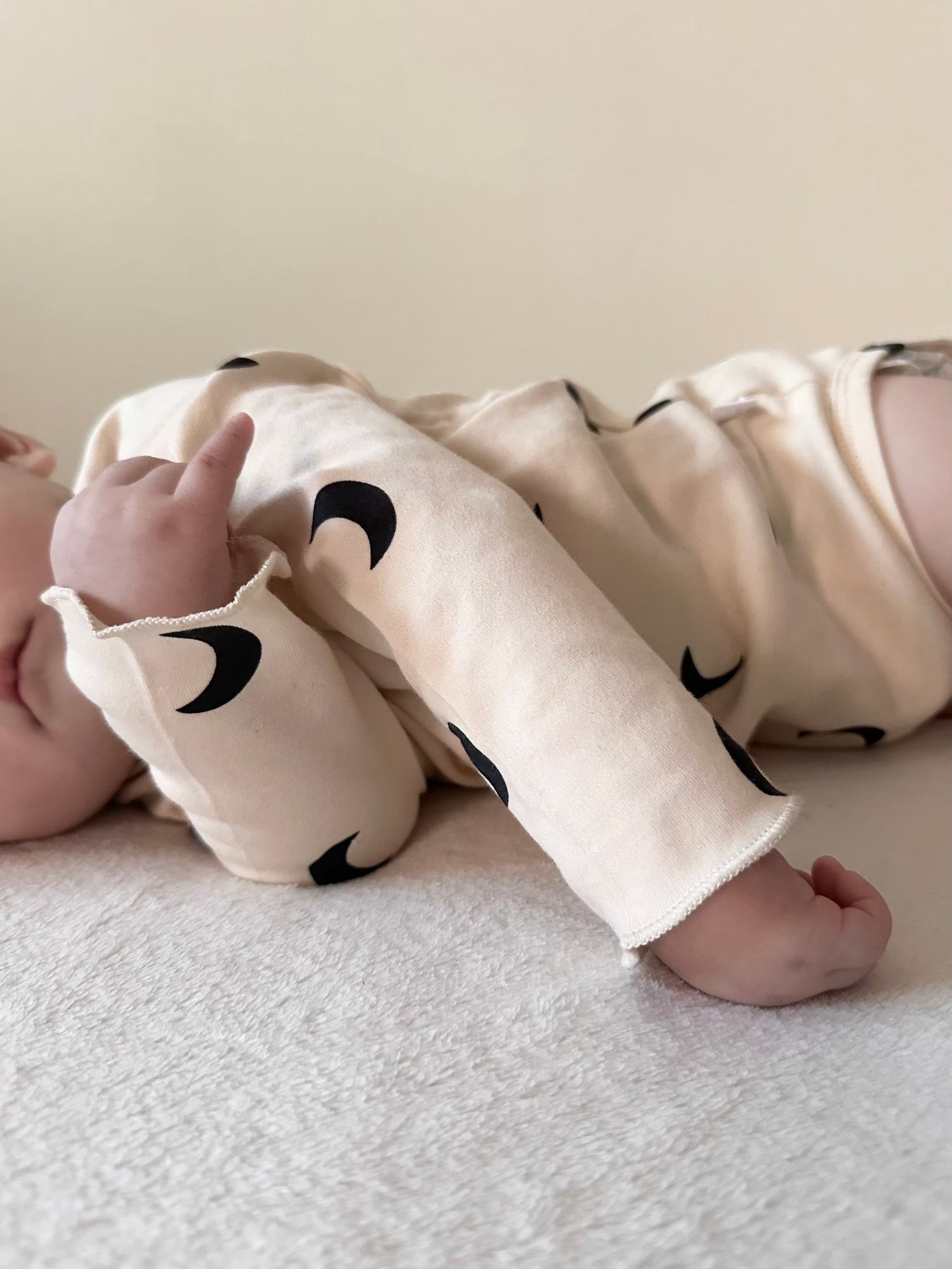 長袖コットンロンパース