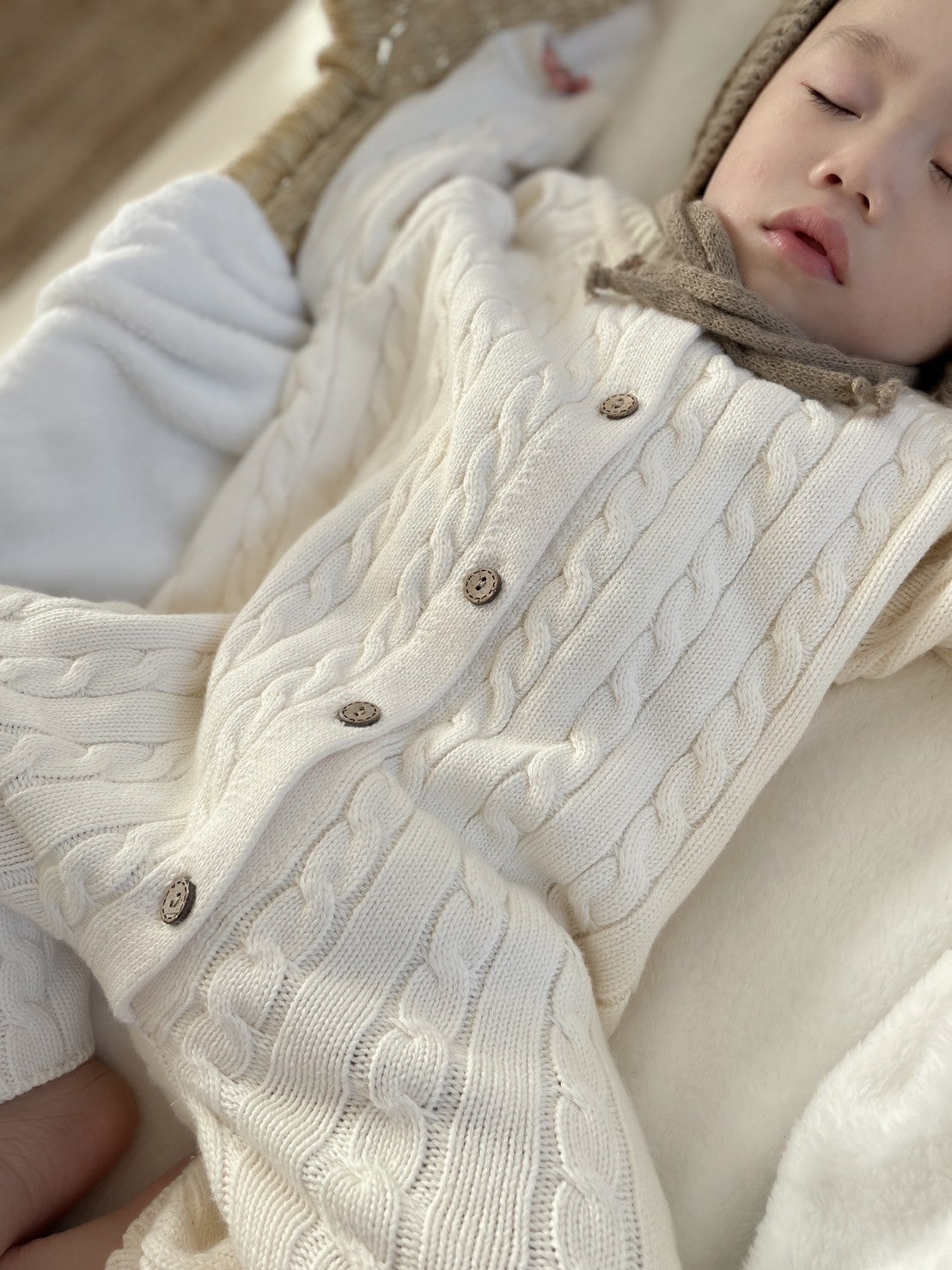 【新作】ケーブル編みカバーオール