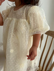 フラワー刺繍チュールドレス
