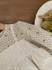 【新作 6日(金) 10:00販売】フラワーレースペプラムロンパース