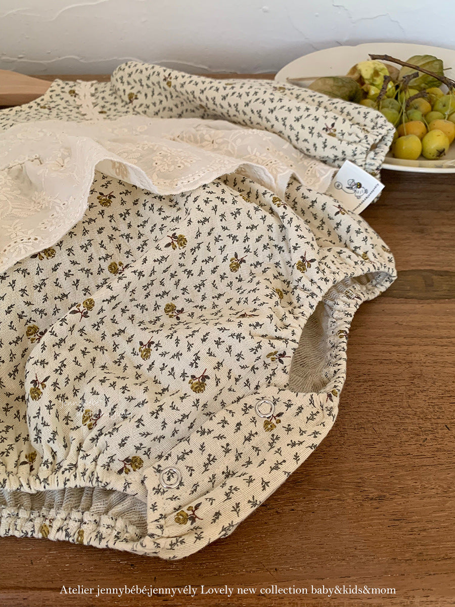 【新作 6日(金) 10:00販売】フラワーレースペプラムロンパース