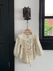 【新作20日(金) 10:00販売】プティフラワー レースカラーロンパース