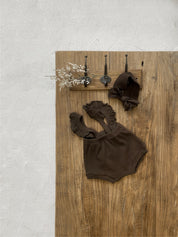 フリルストラップロンパース