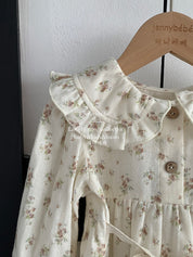 【新作20日(金) 10:00販売】プティフラワー レースカラーロンパース